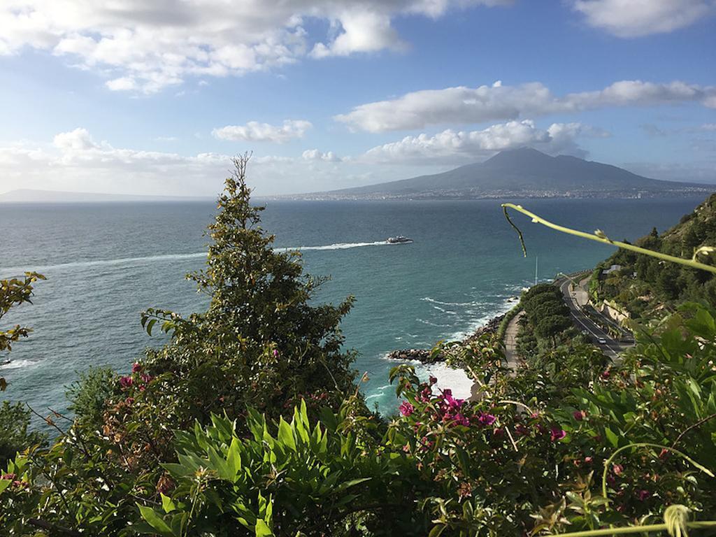 Villa Bikini On Sorrento Coast Vico Equense Exteriör bild